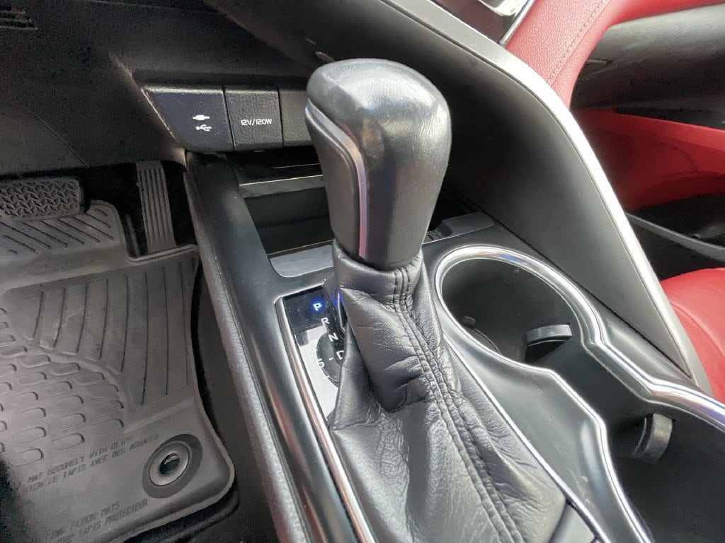 2019 Toyota Camry XSE - Photo 15