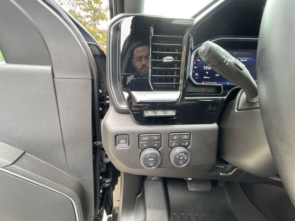 2026 Chevrolet Silverado 2500HD LTZ - Photo 18