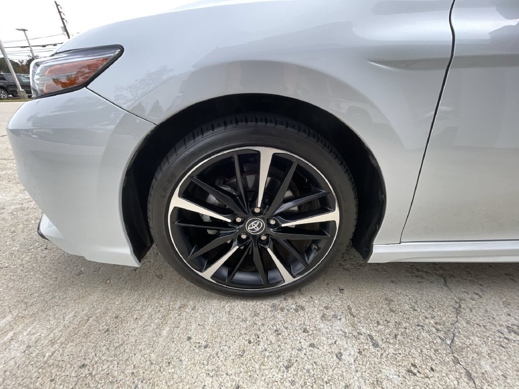 2019 Toyota Camry XSE - Photo 32
