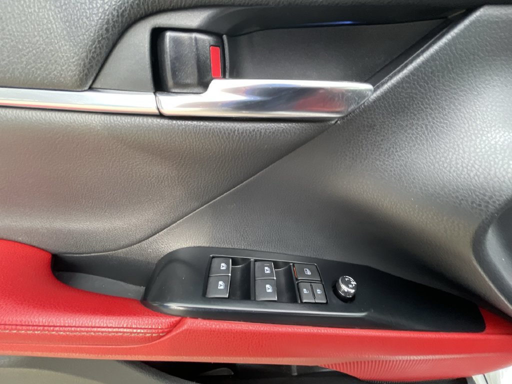 2019 Toyota Camry XSE - Photo 22