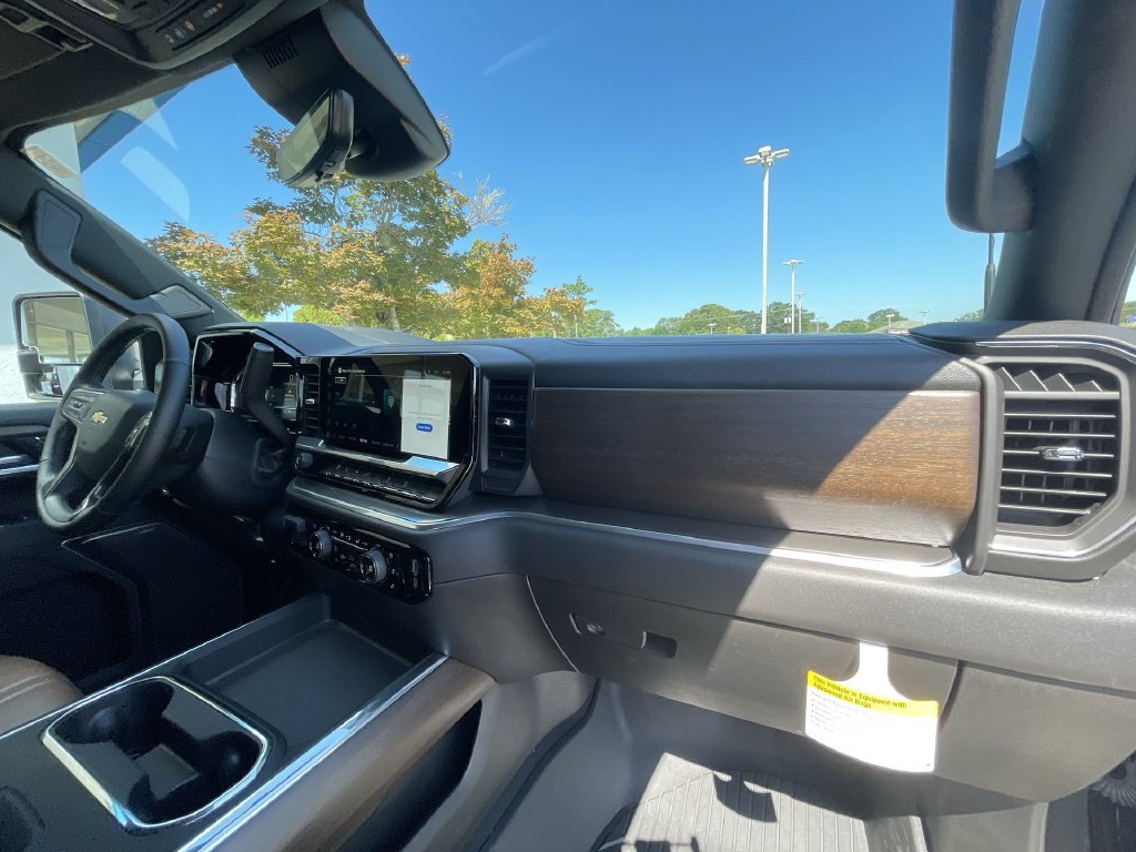 2025 Chevrolet Silverado 2500HD High Country - Photo 29
