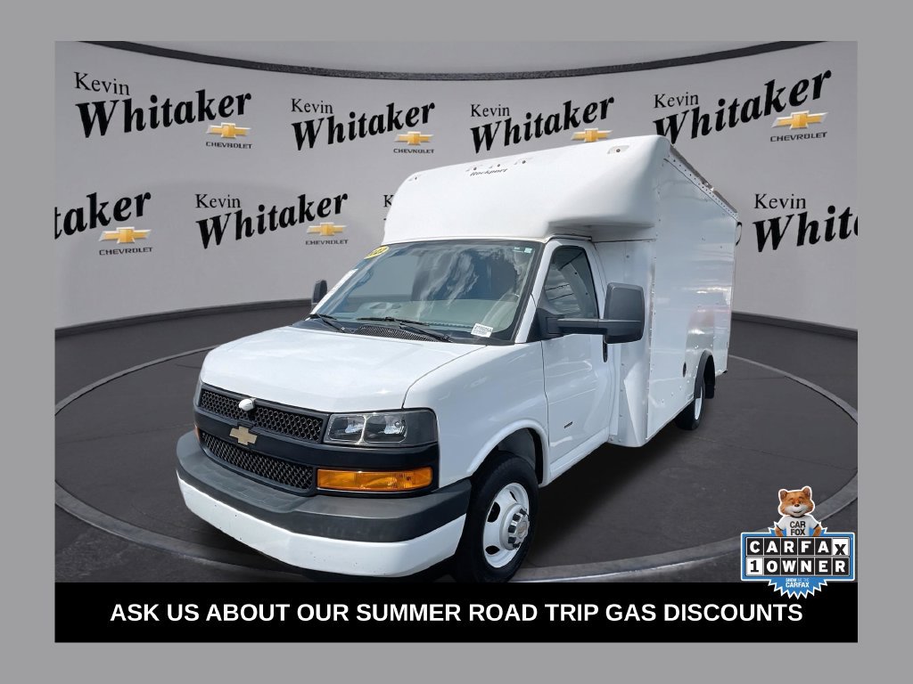 2022 Chevrolet Express Cutaway Base