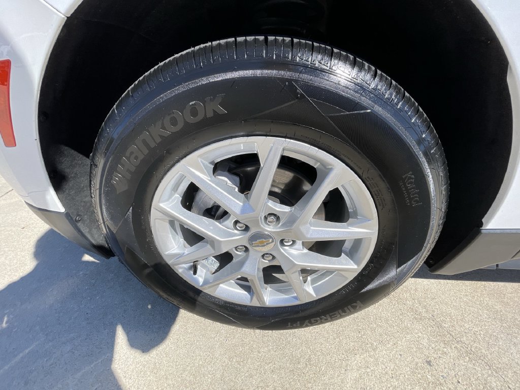 2024 Chevrolet Equinox LS - Photo 31