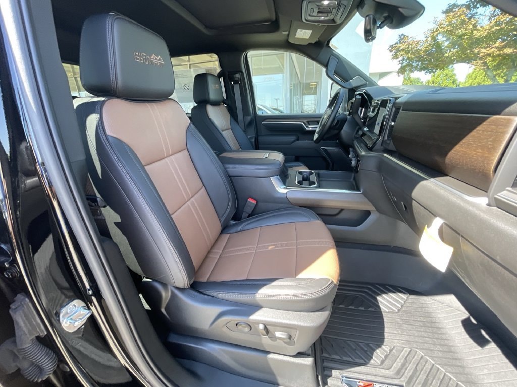 2025 Chevrolet Silverado 2500HD High Country - Photo 28