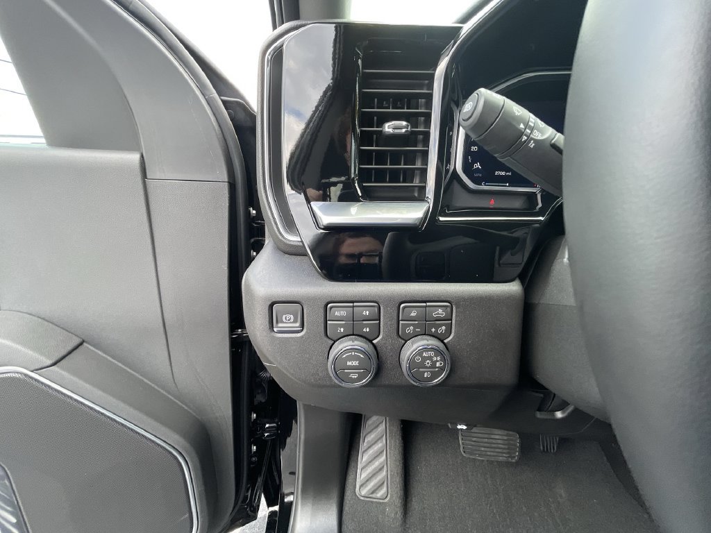 2026 Chevrolet Silverado 3500HD LT - Photo 18