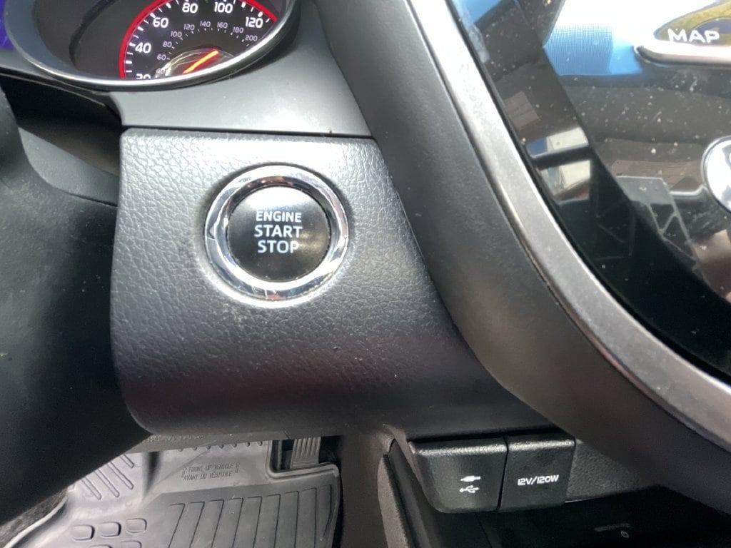 2019 Toyota Camry XSE - Photo 16
