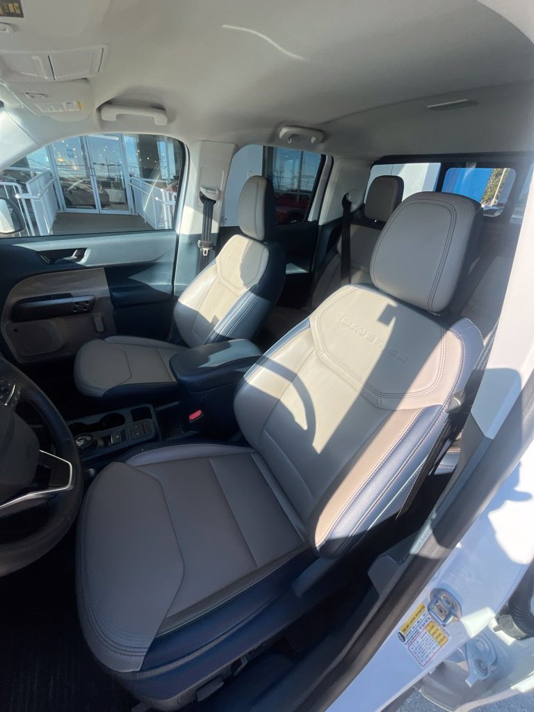 Used 2025 Ford Maverick Lariat Truck