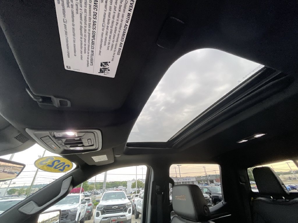 2023 Chevrolet Silverado 1500 High Country - Photo 19