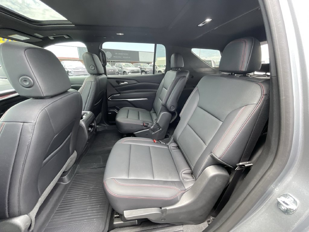 2025 Chevrolet Traverse Z71 - Photo 25