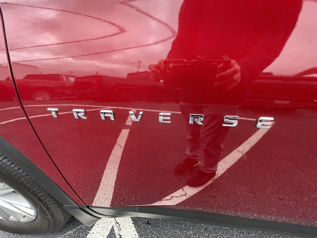 2022 Chevrolet Traverse 1LT - Photo 32