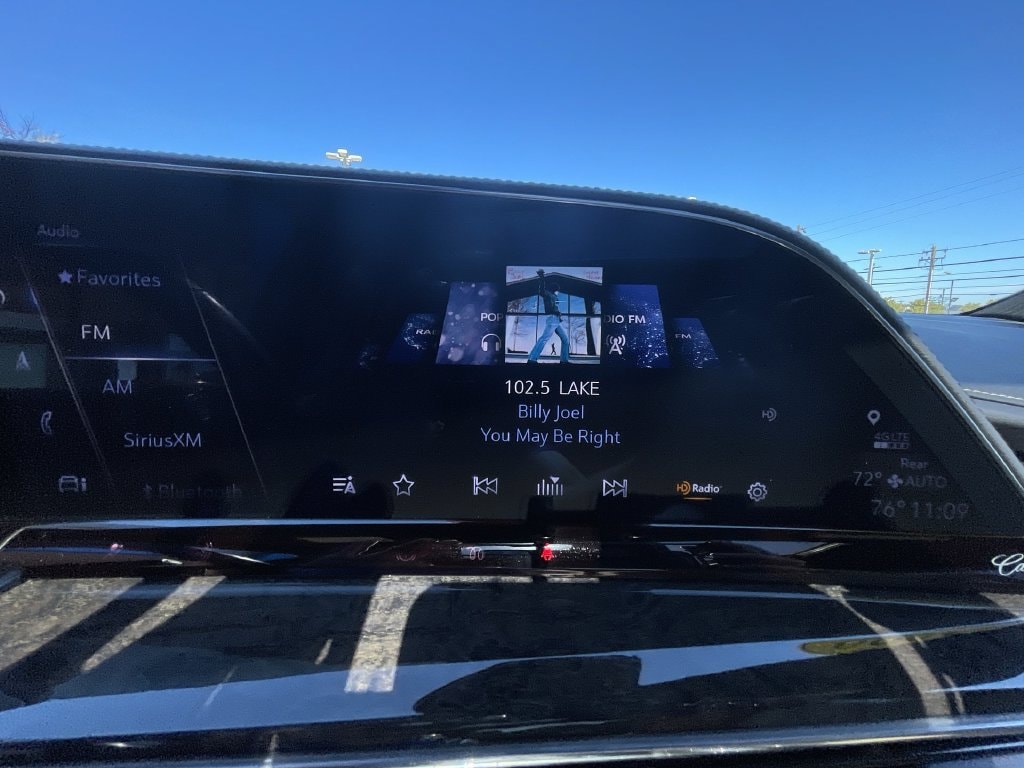 2022 Cadillac Escalade Premium Luxury - Photo 13