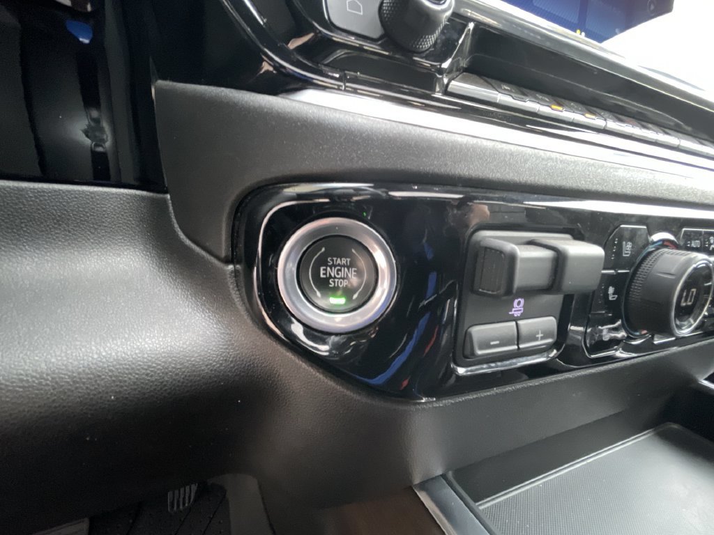 2023 Chevrolet Silverado 1500 High Country - Photo 17