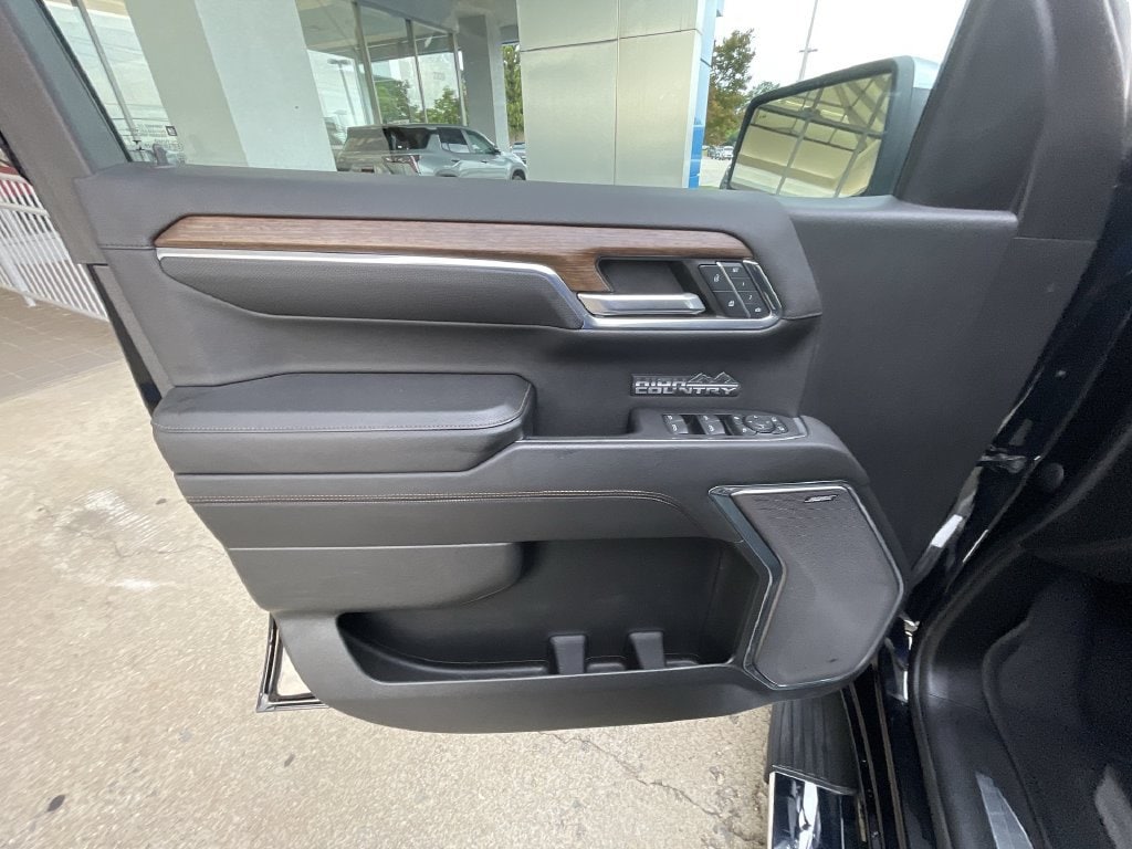 2023 Chevrolet Silverado 1500 High Country - Photo 22