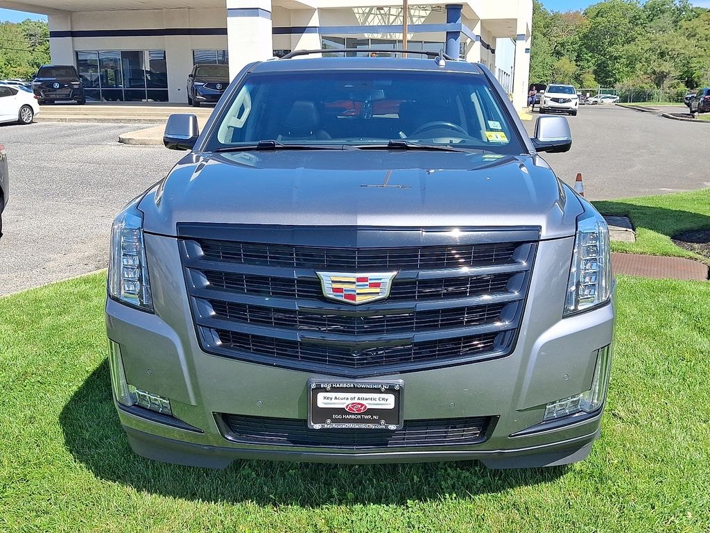 Used 2019 Cadillac Escalade ESV Luxury SUV