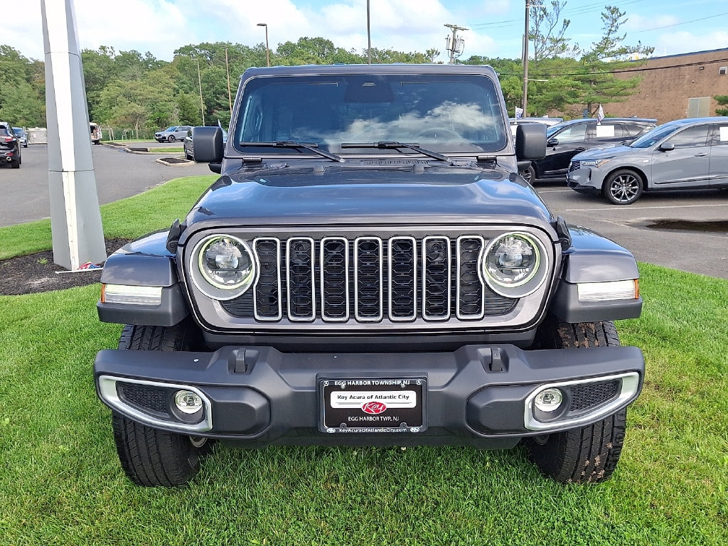 Used 2025 Jeep Wrangler Sahara SUV