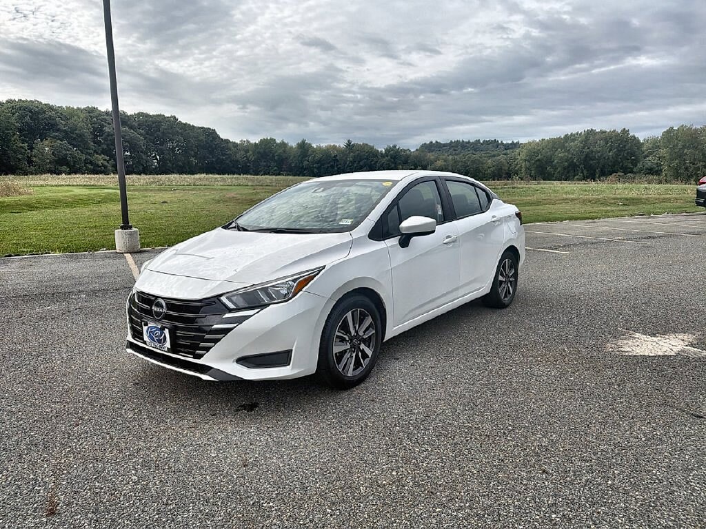 Used 2024 Nissan Versa 1.6 SV Sedan