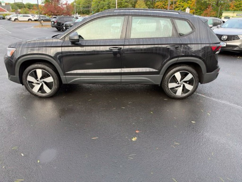 Used 2025 Volkswagen Taos 1.5T S SUV