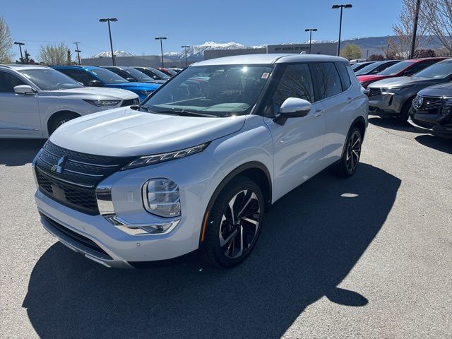 2024 Mitsubishi Outlander