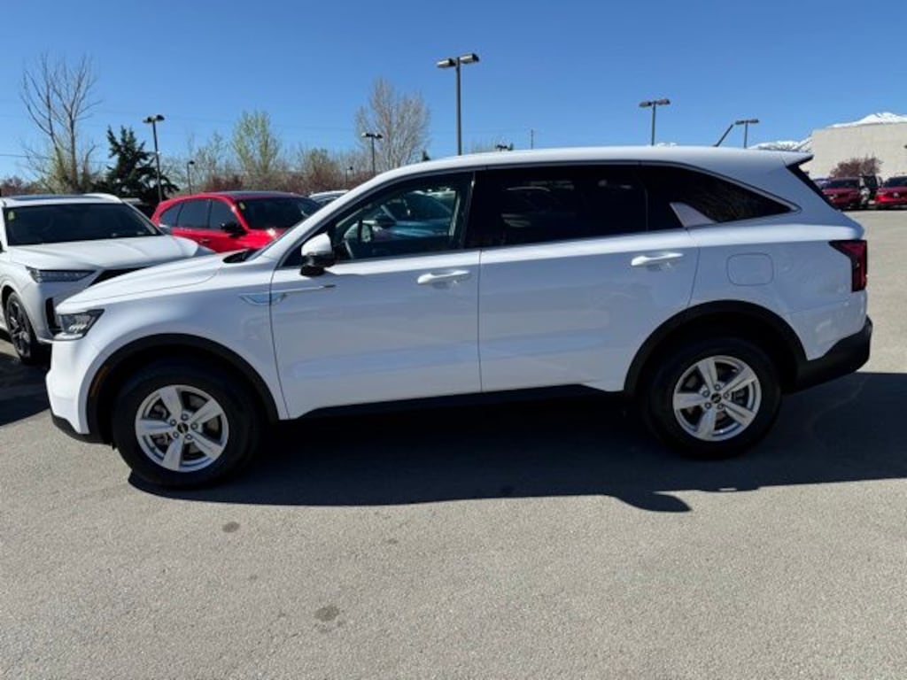 Used 2023 Kia Sorento LX SUV