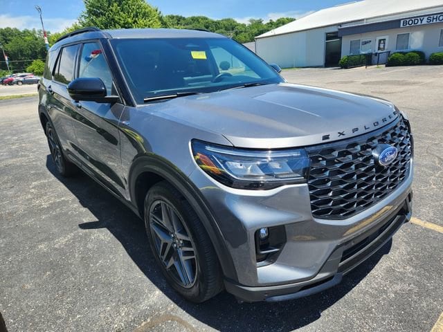 2025 Ford Explorer