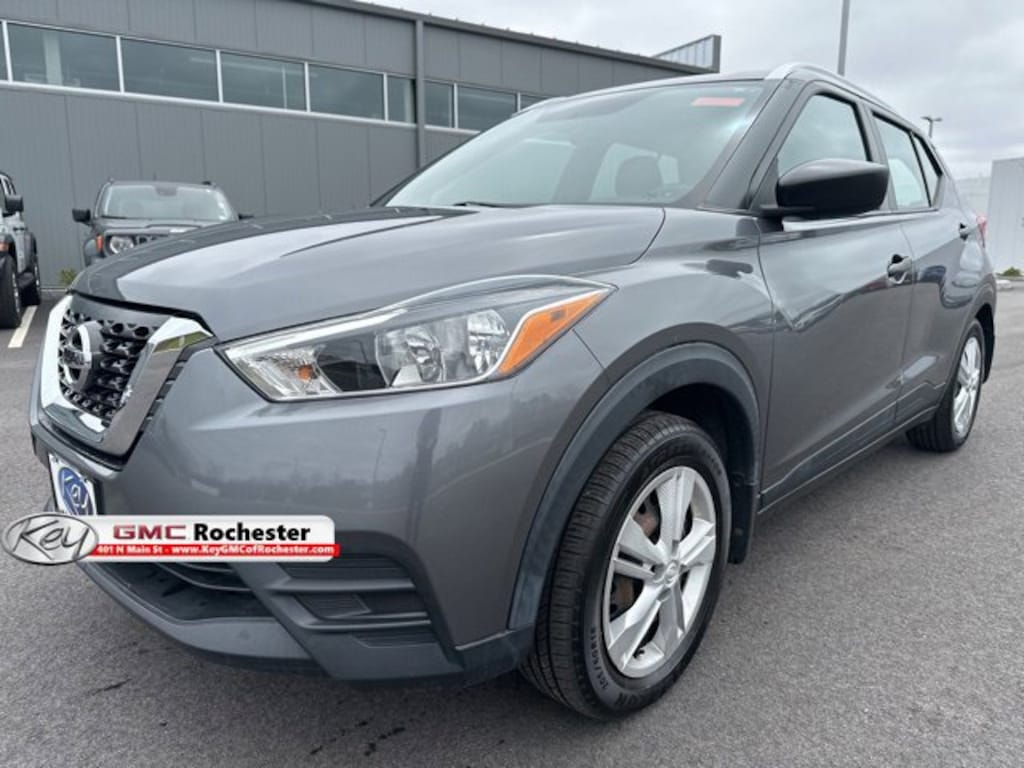 Used 2019 Nissan Kicks S