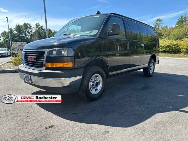 2025 GMC Savana Passenger