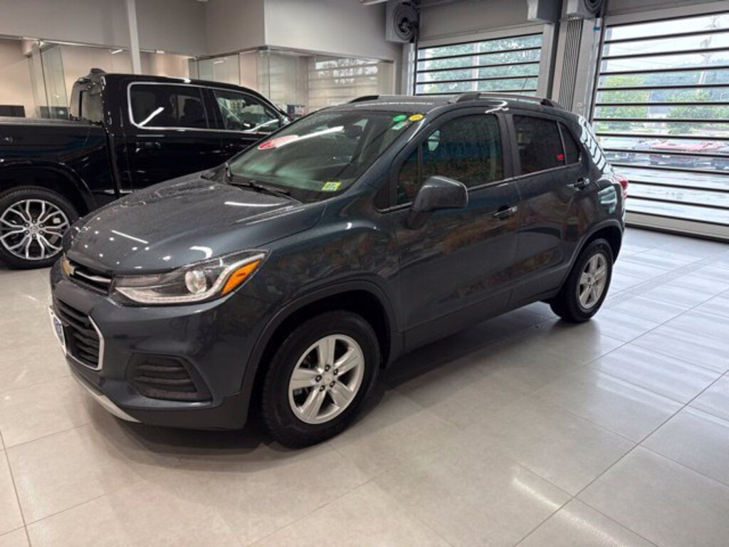 Used 2022 Chevrolet Trax LT SUV