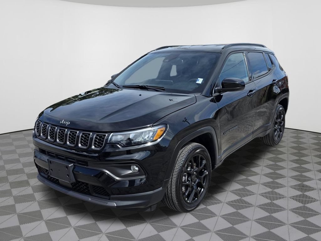 Used 2025 Jeep Compass Latitude
