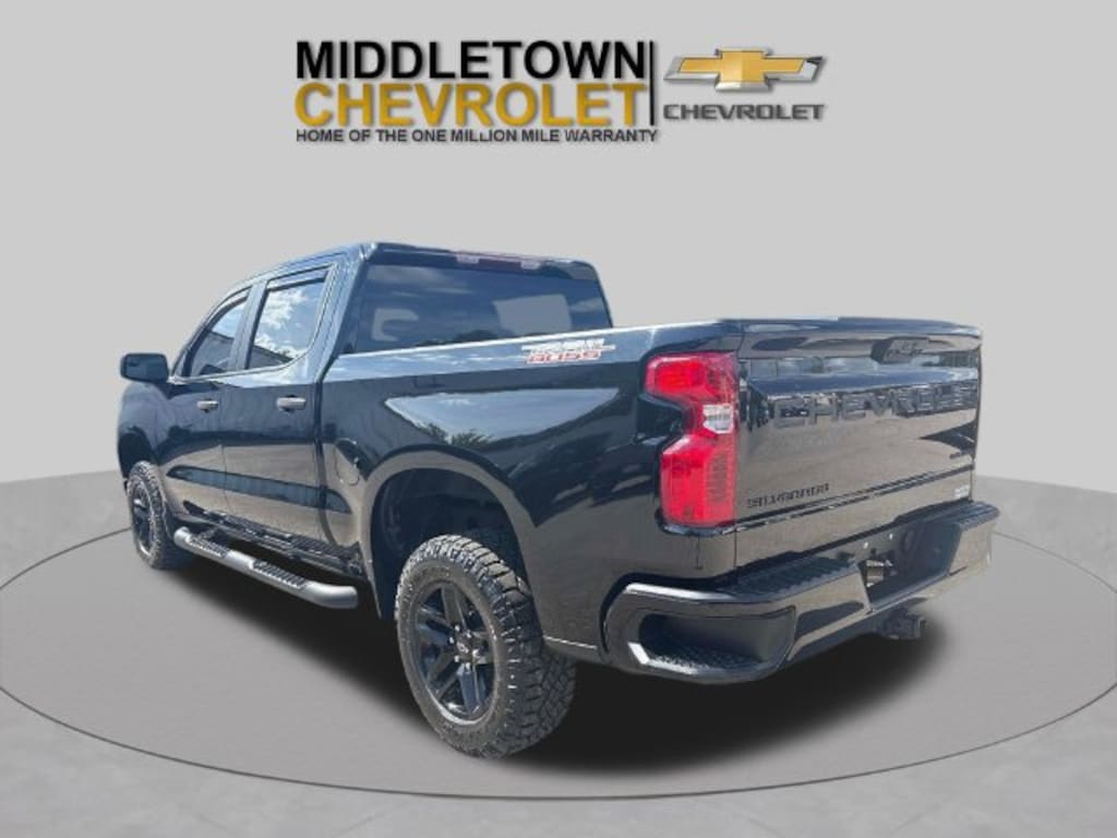 Used 2023 Chevrolet Silverado 1500 Custom Trail Boss Truck Crew Cab