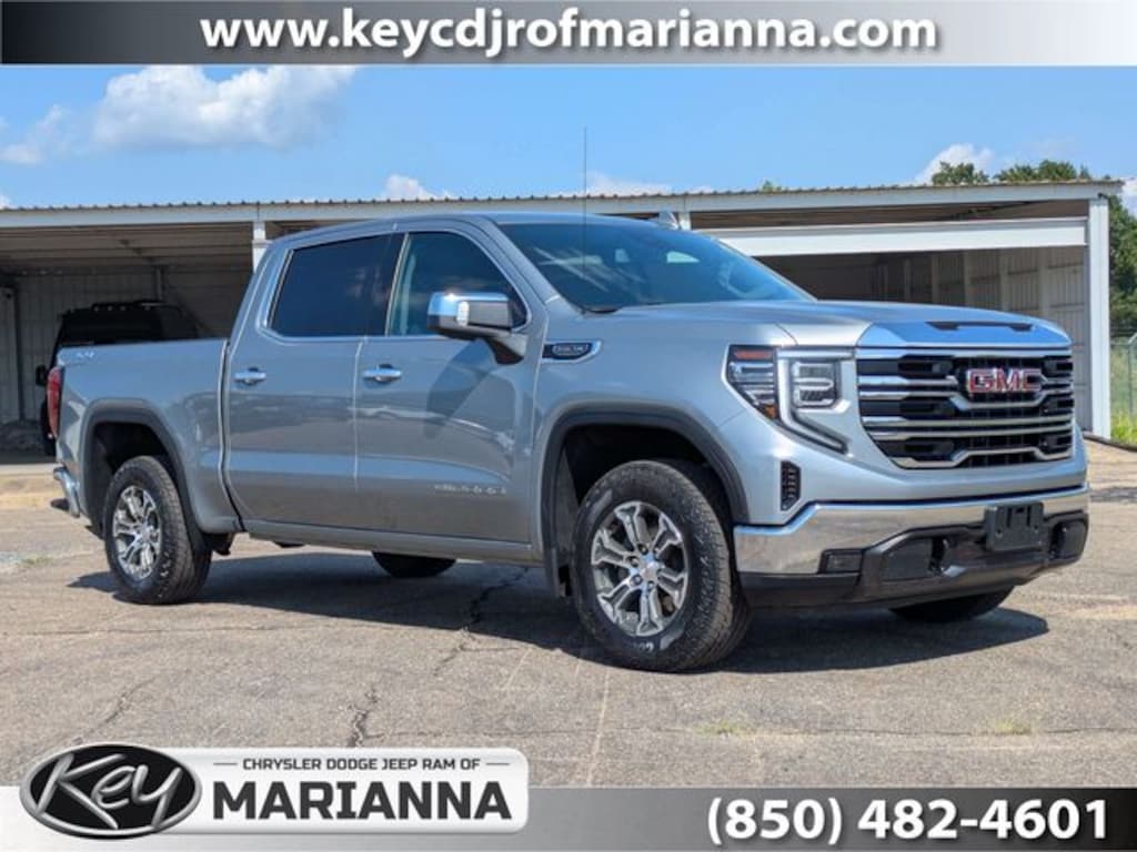 Used 2025 GMC Sierra 1500 SLT Truck Crew Cab