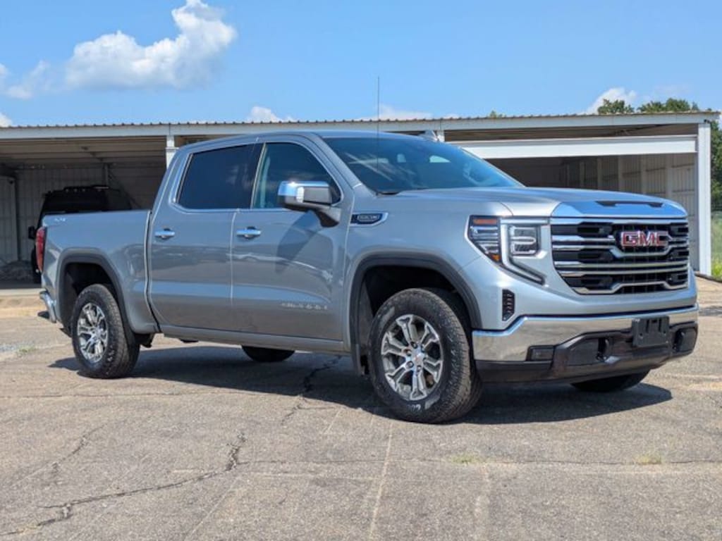 Used 2025 GMC Sierra 1500 SLT Truck Crew Cab