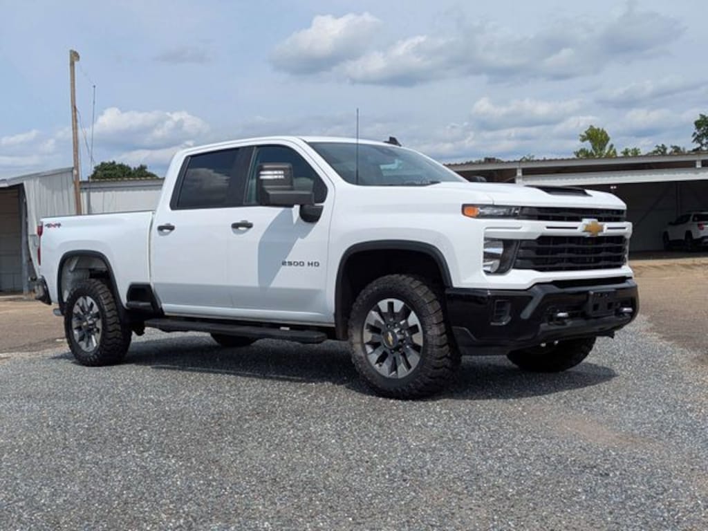 Used 2024 Chevrolet Silverado 2500HD Custom Truck
