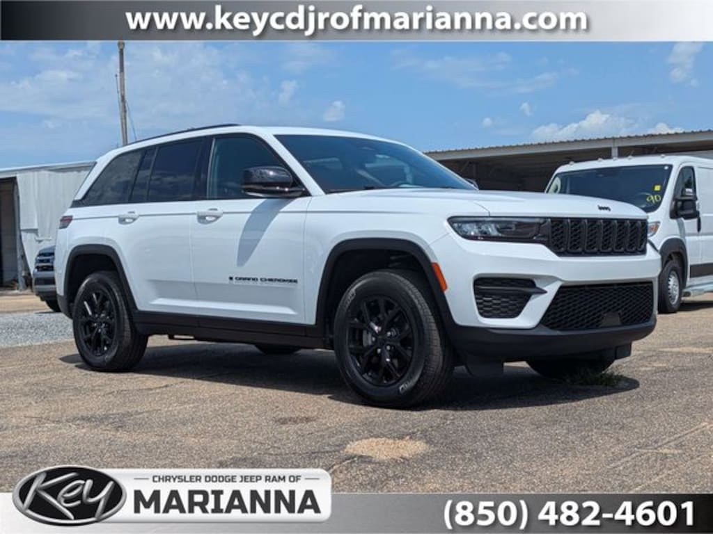 Used 2025 Jeep Grand Cherokee Altitude X SUV
