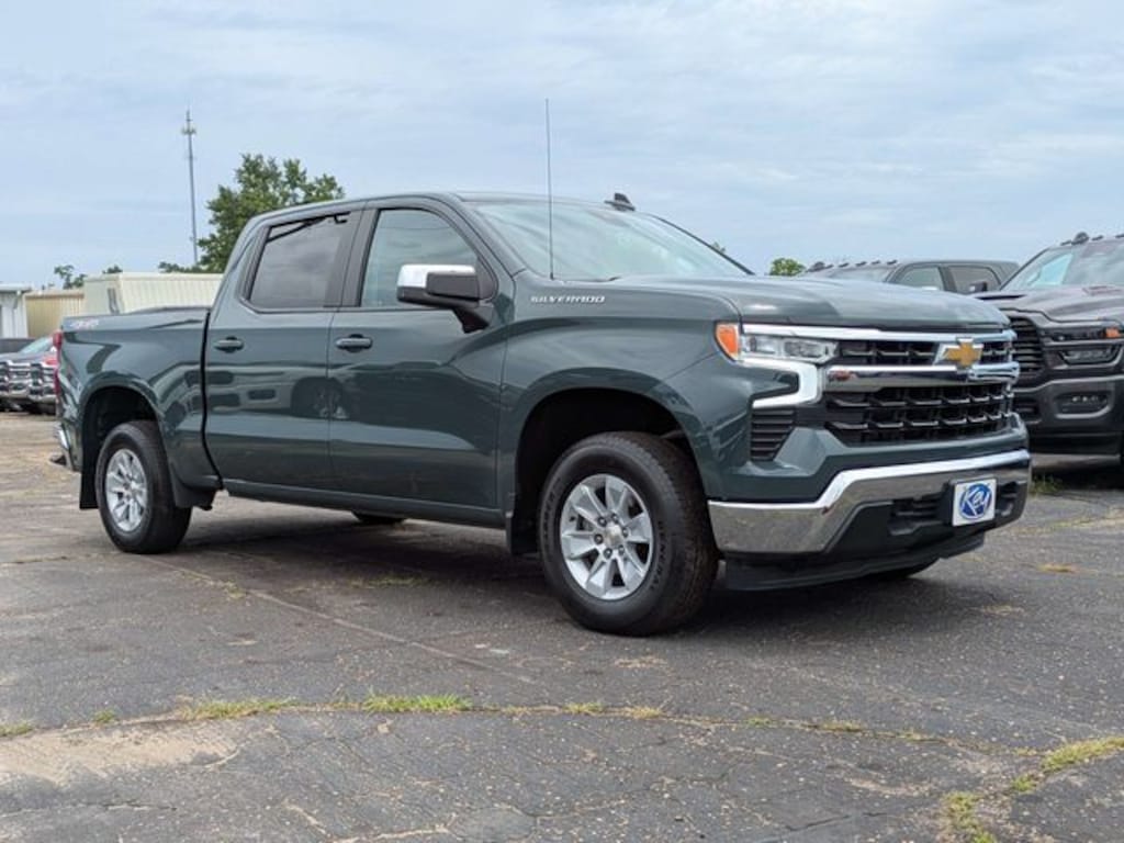 Used 2025 Chevrolet Silverado 1500 LT w/1LT Truck Crew Cab