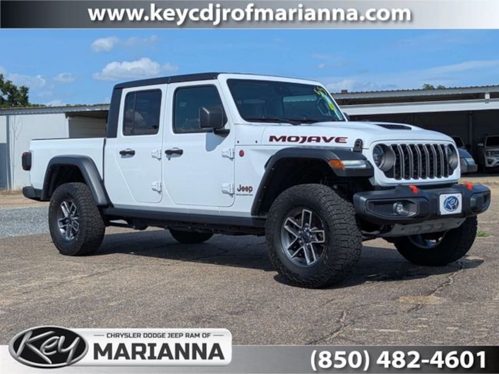 Used 2024 Jeep Gladiator Mojave Truck Crew Cab