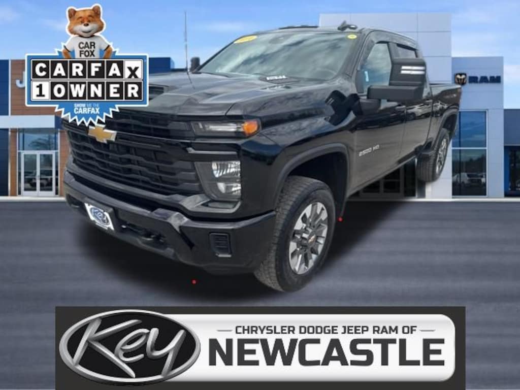 Used 2024 Chevrolet Silverado 2500HD Custom Truck