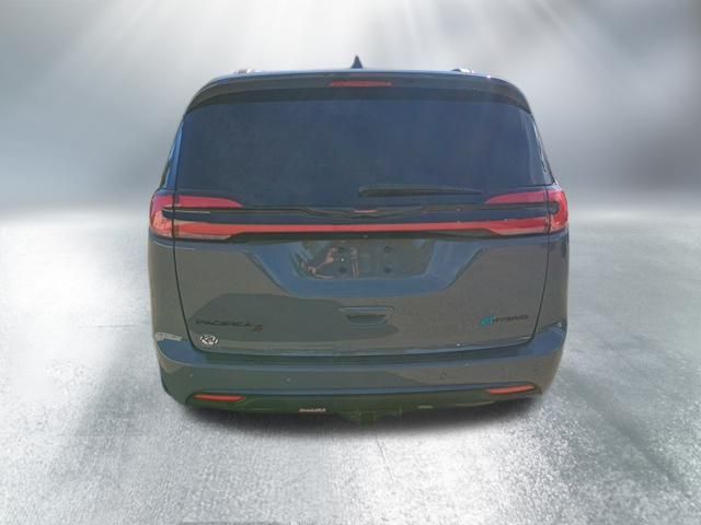 Used 2021 Chrysler Pacifica Hybrid Limited Van Passenger Van