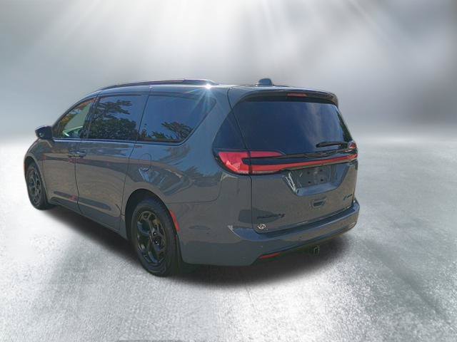 Used 2021 Chrysler Pacifica Hybrid Limited Van Passenger Van