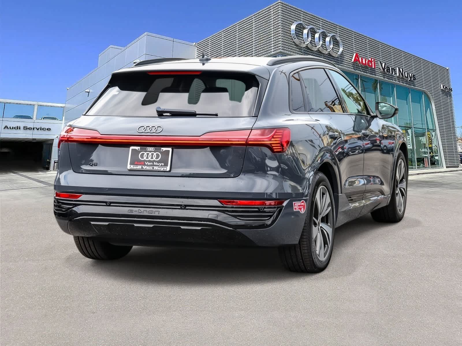 2024 Audi Q8 e-tron