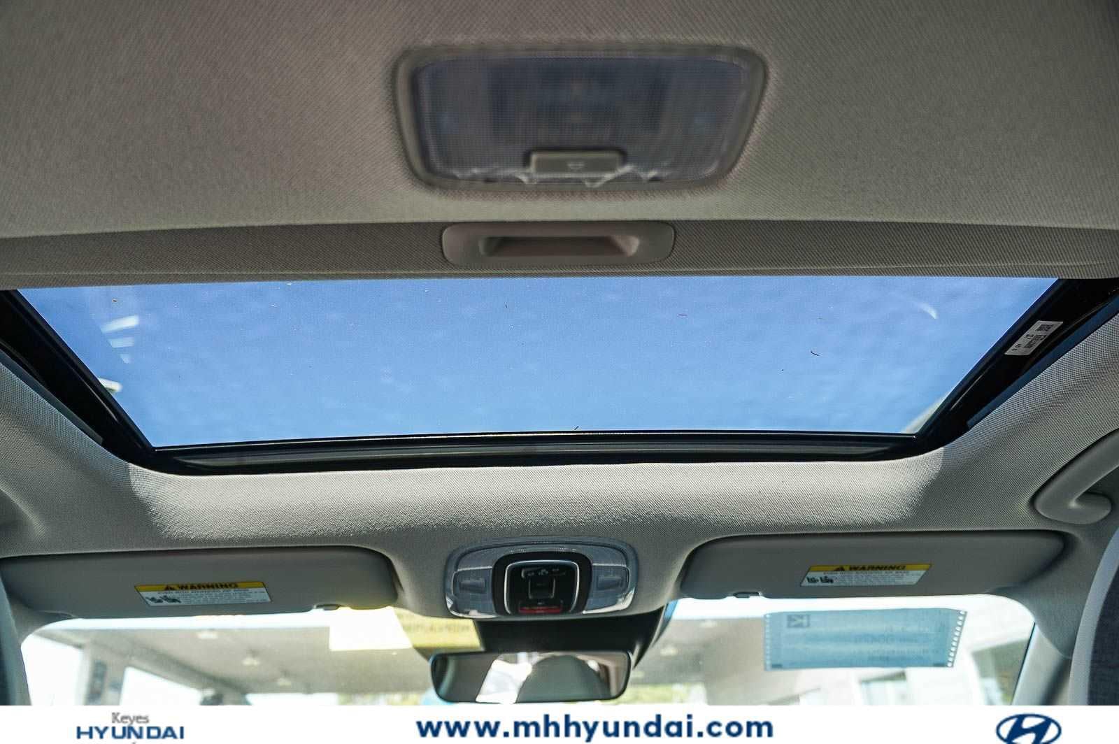 2026 Hyundai Elantra Limited - Photo 18