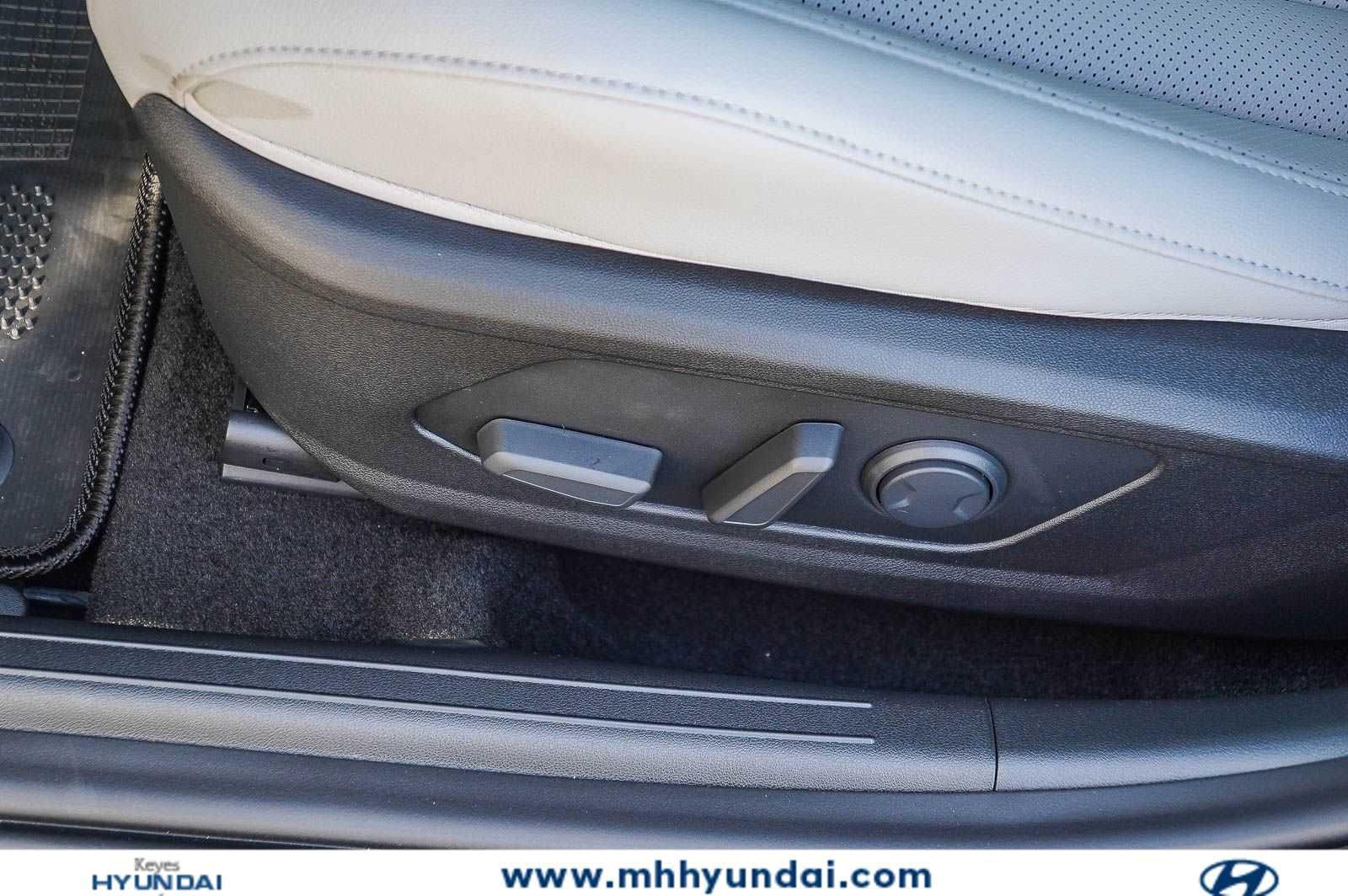 2026 Hyundai Elantra Limited - Photo 23