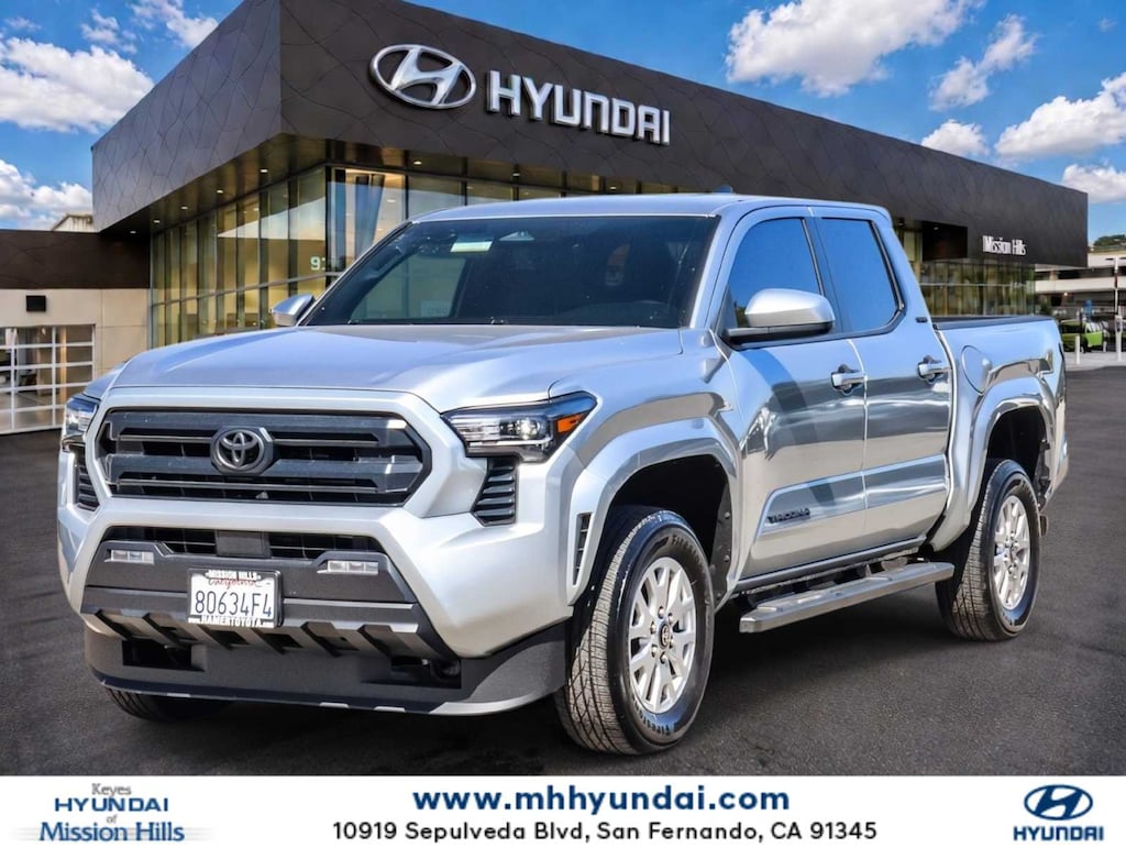 Used 2025 Toyota Tacoma SR5 Truck Double Cab