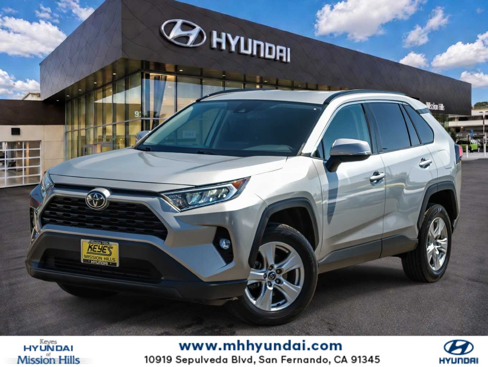 Used 2020 Toyota RAV4 XLE SUV