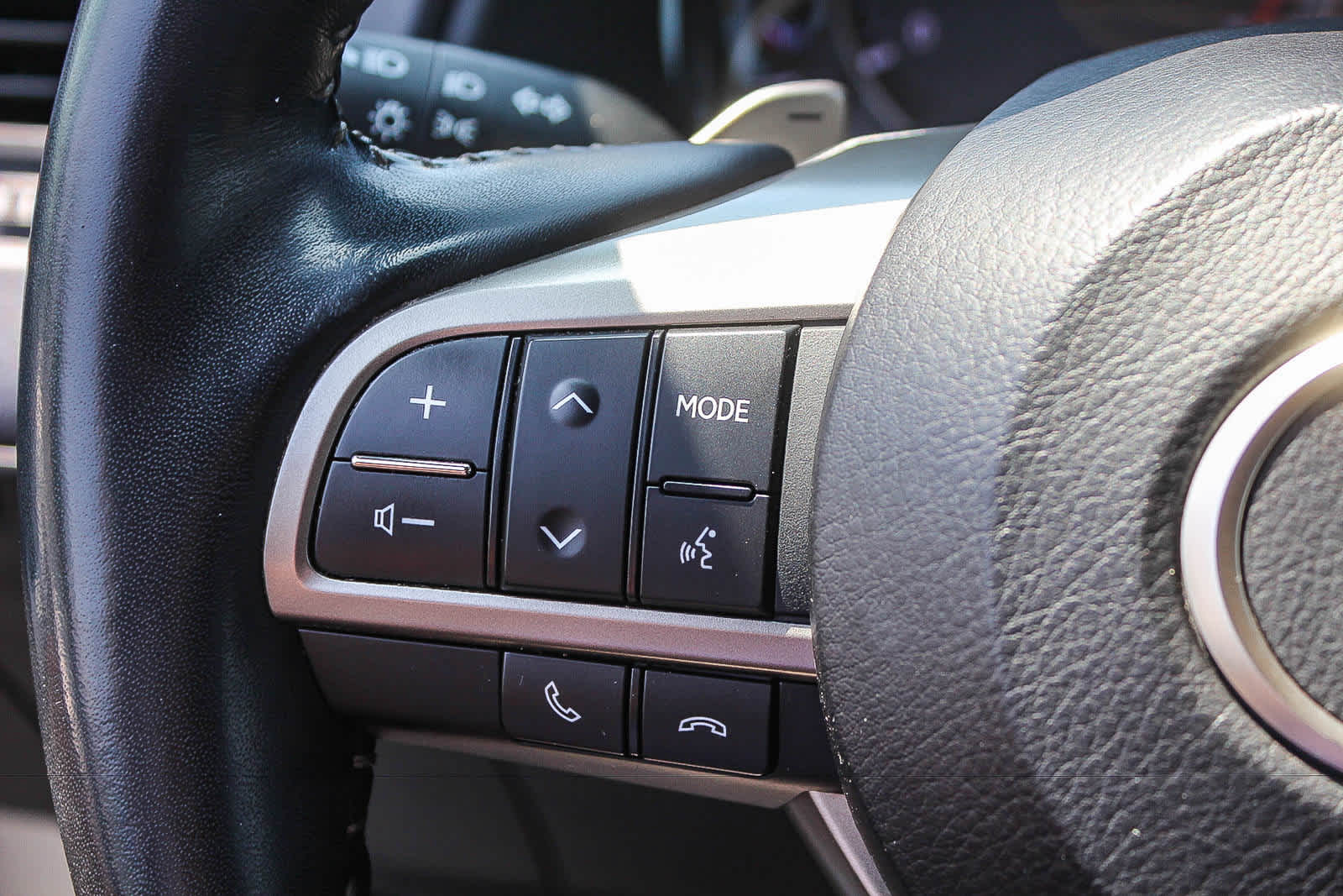 2022 Lexus RX 350 - Photo 29