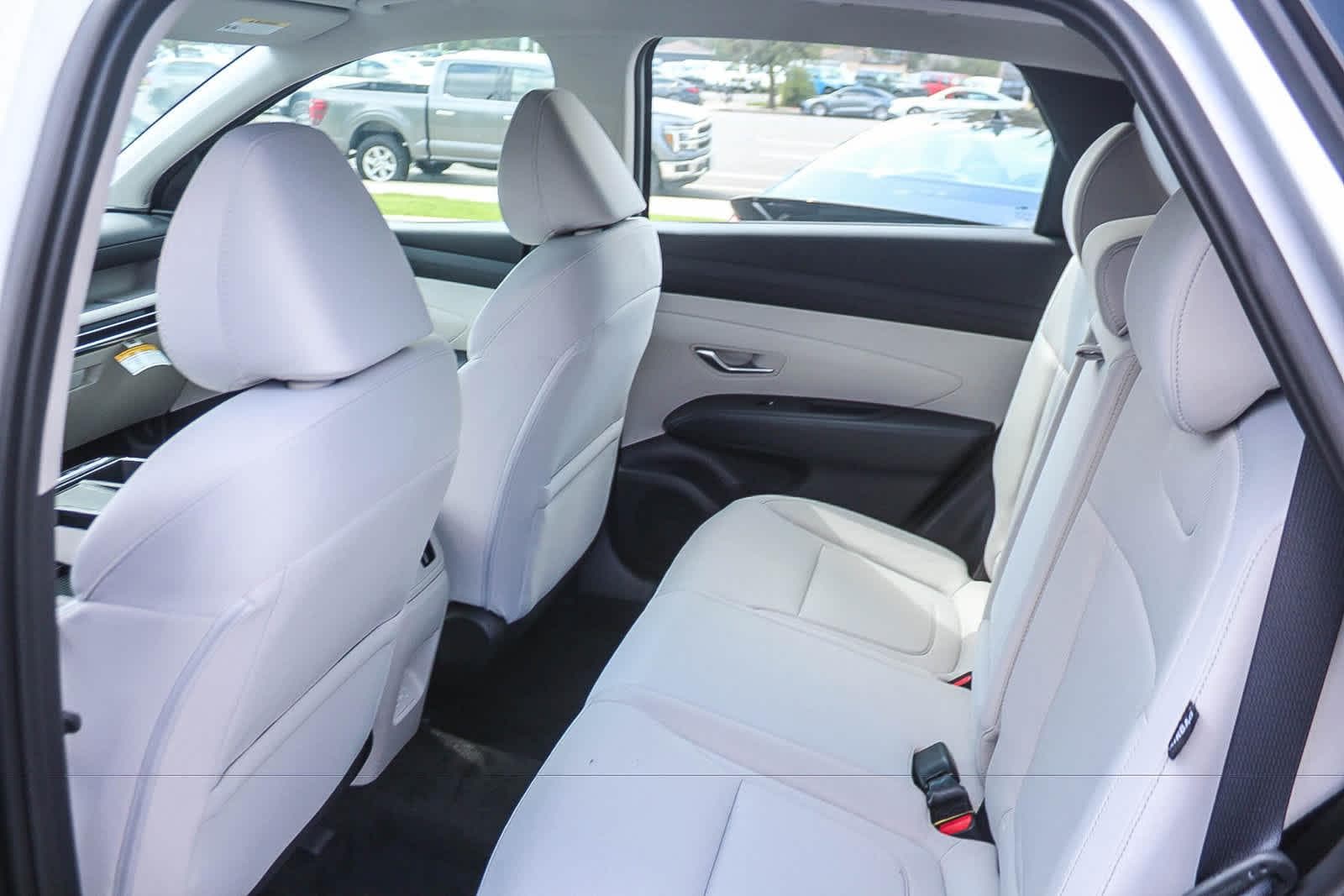 2026 Hyundai Tucson SE - Photo 24