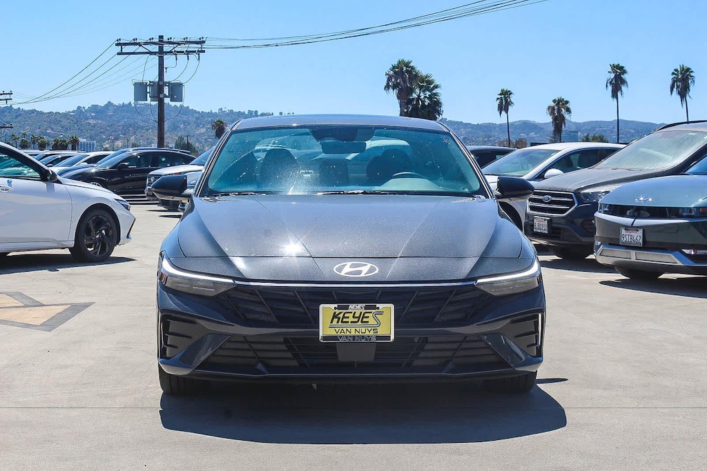 New 2026 Hyundai Elantra SEL Sport Sedan