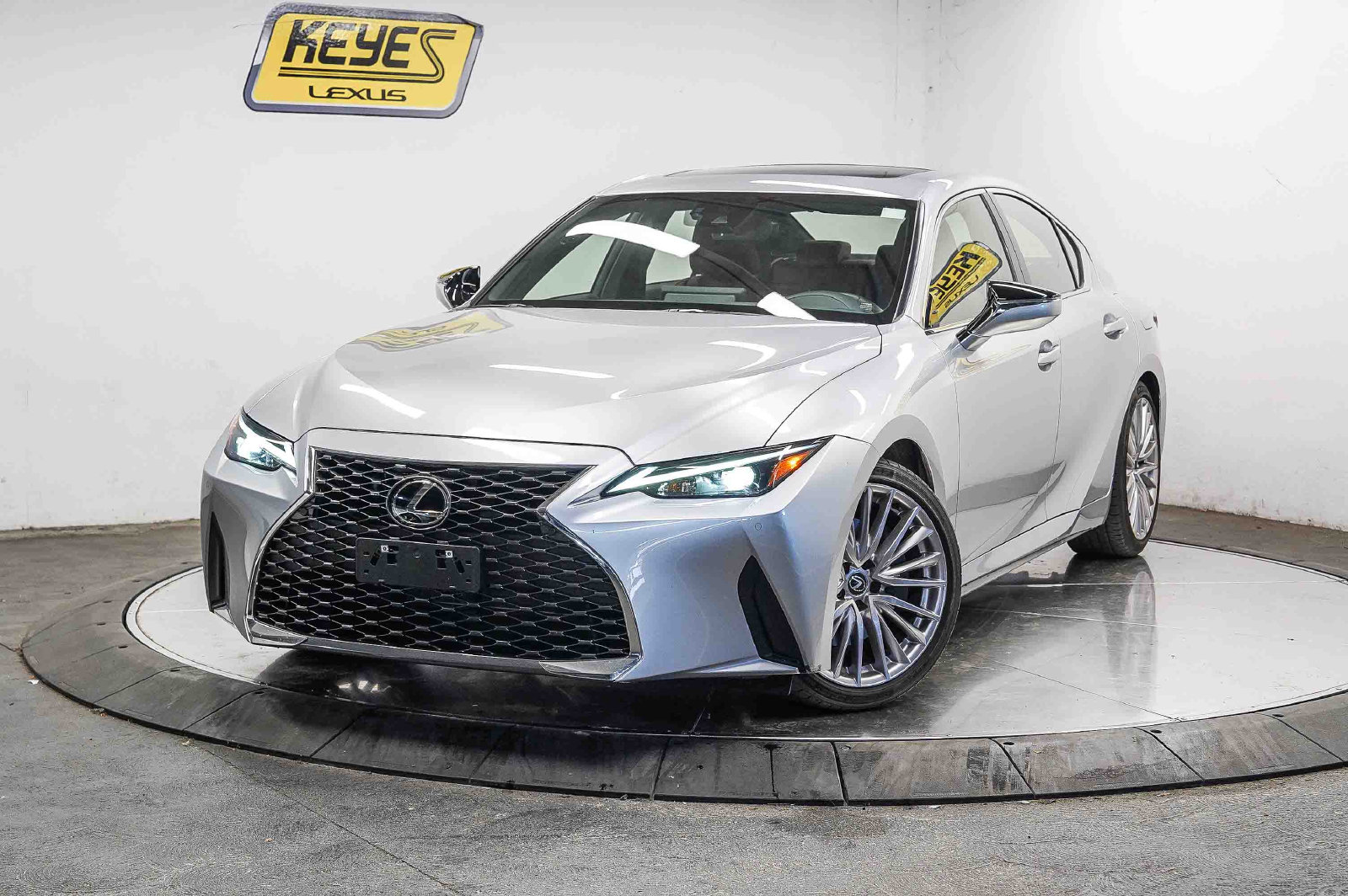 2023 Lexus IS