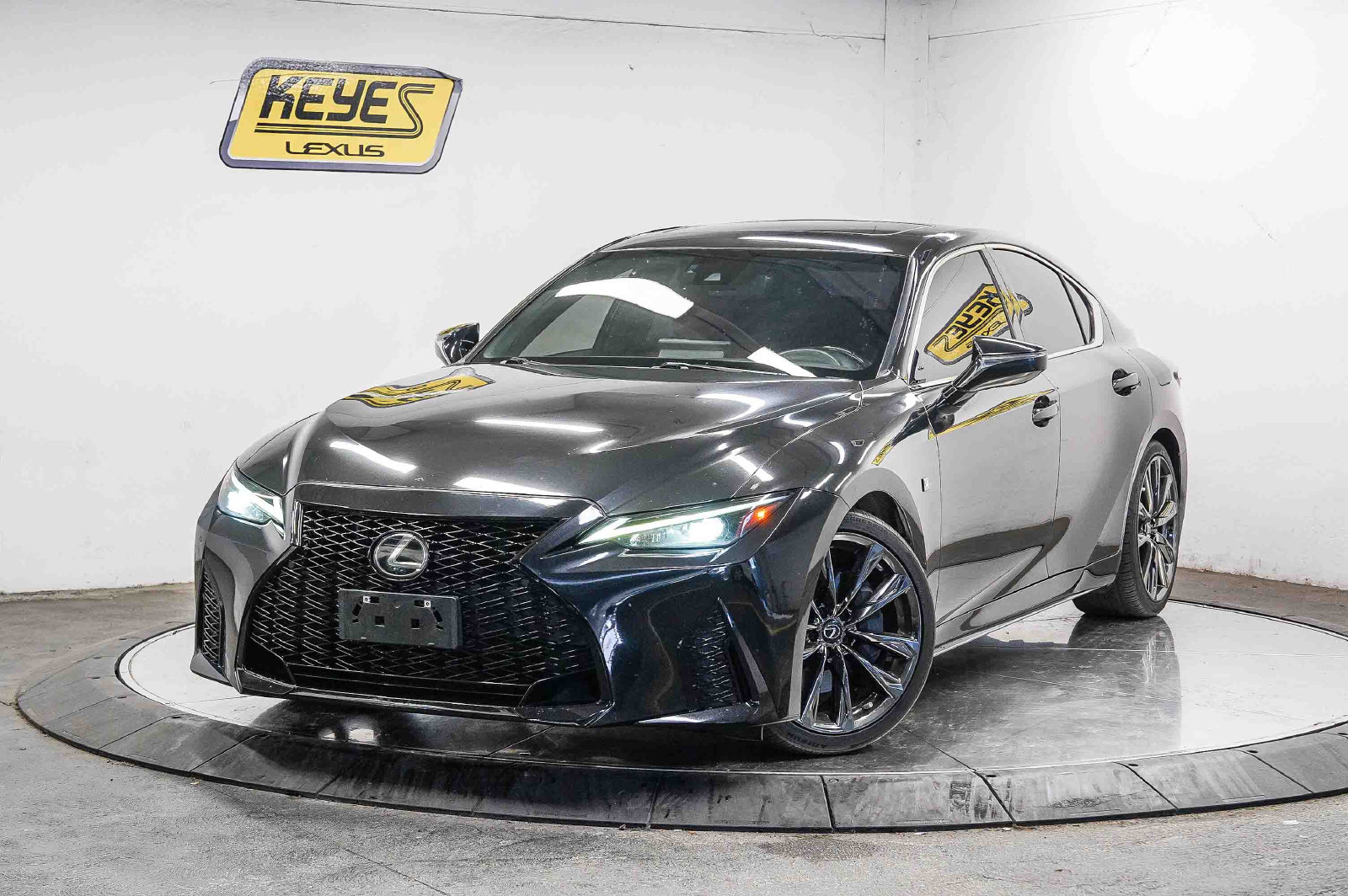 2022 Lexus IS