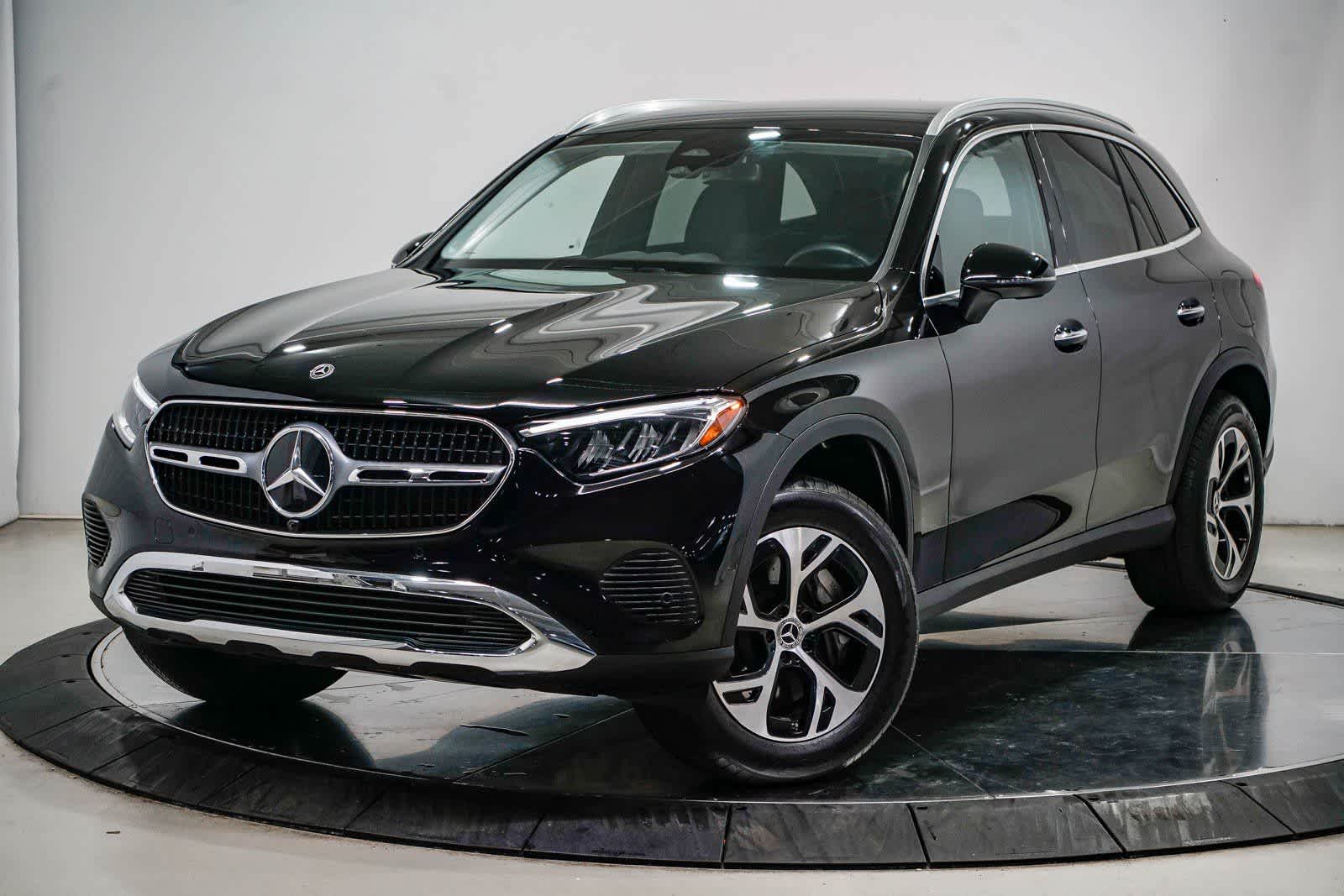 2025 Mercedes-Benz GLC