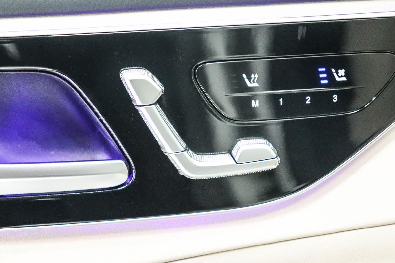 2024 Mercedes-Benz C-Class Sedan